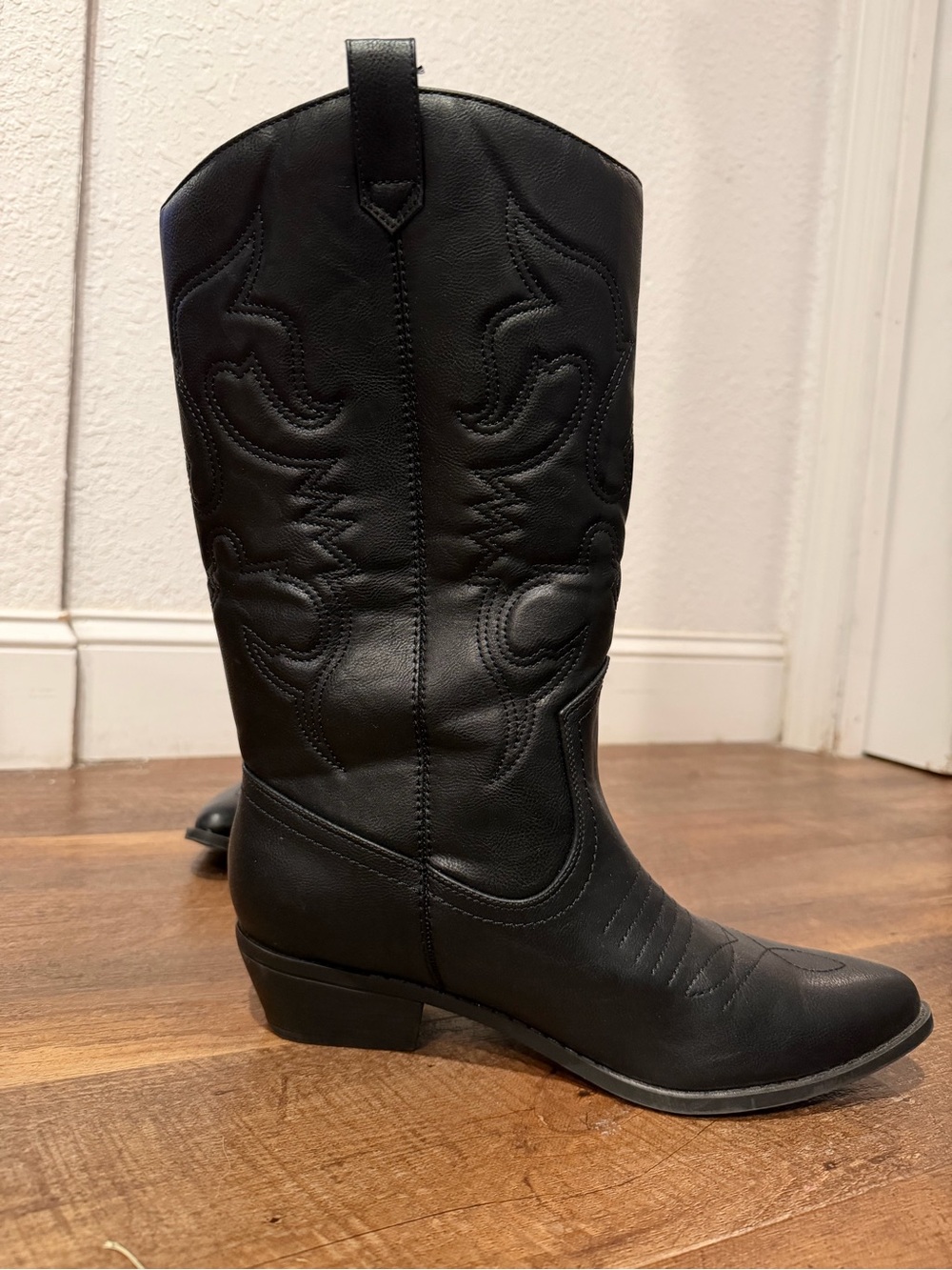 Women's Black Western Mid-Calf Boots